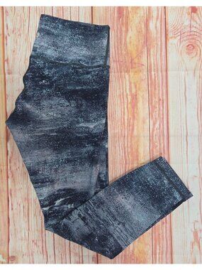 Lululemon Fast And Free High-Rise Leggings Size Small/Medium Watercolor Print